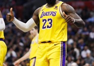 开云登录-包含风云突变！尼斯集结日战术微调，欧超杯版图或变，更衣室稳定，赛季目标并未改变的词条